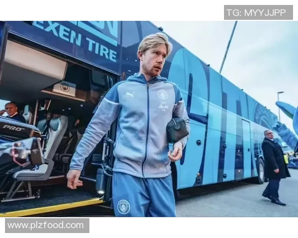 真人变装足球明星视频带你领略不一样的球场魅力与精彩瞬间 真人变装足球明星视频带你领略不一样的球场魅力与精彩瞬间